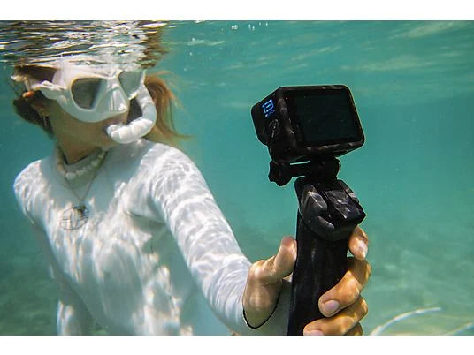 Cámara deportiva - GoPro Hero 13 Black, HyperSmooth 6.0, 5.3 K, 27 megapíxeles, Autonomía 2.5 h, HDR, Sumergible hasta 10m, Cámara lenta, Negro